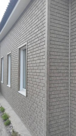stoun-haus-kirpich-foto-11